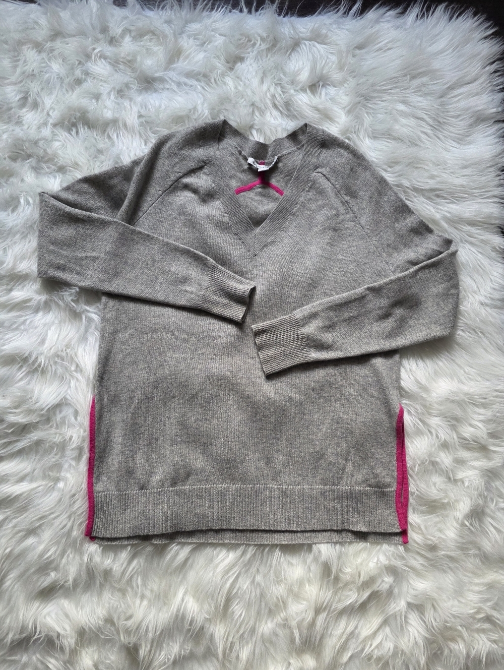 Autumn Cashmere Taupe V-Neck Sweater with Pink Trim 100% Cashmere